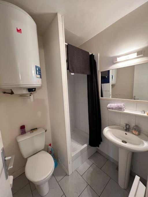Studio Coeur De Ville Proche Gare Parking Tram Nantes Bagian luar foto